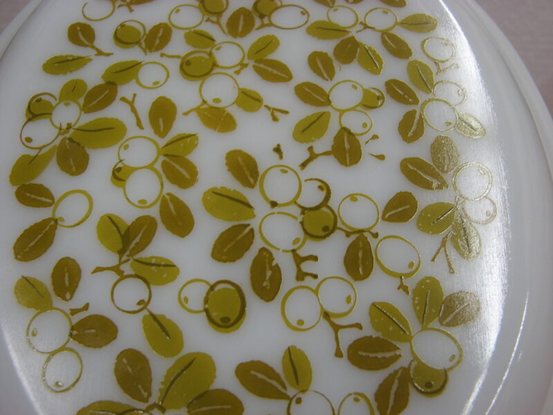 Vintage Pyrex 943 C 33 Avocado Oval Green Berry Replacement Lid, Moose-R-Us.Com Log Cabin Decor