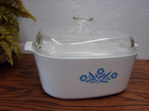 Vintage Corning Ware Blue Cornflower Casserole 5 Liter w/ Deep Dish PYREX Lid