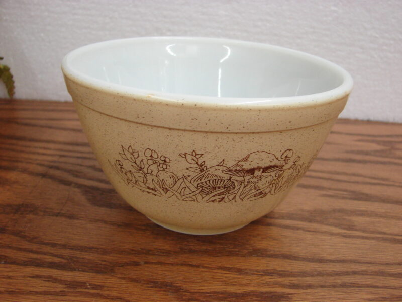 Vintage PYREX Forest Fancies Mushroom Nesting Mixing Bowl Casserole, Moose-R-Us.Com Log Cabin Decor