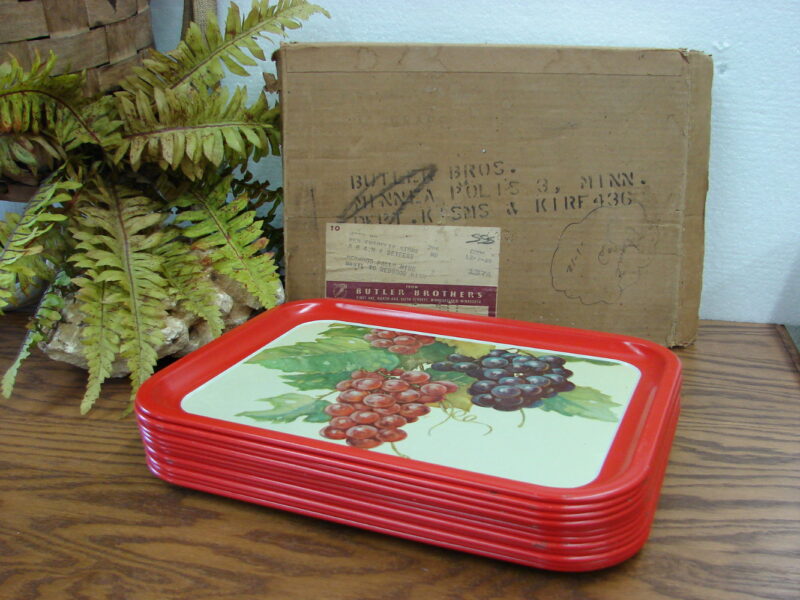 Vintage Retro MCM Metal Serving TV Tray Set Pinecone Flower Fruit Dutch, Moose-R-Us.Com Log Cabin Decor