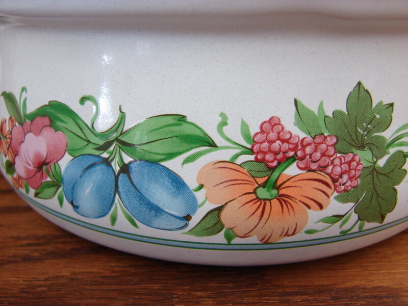 Unique Vintage Palerma Enamel Coated Pots Pans Lids Skillet Flowers, Moose-R-Us.Com Log Cabin Decor