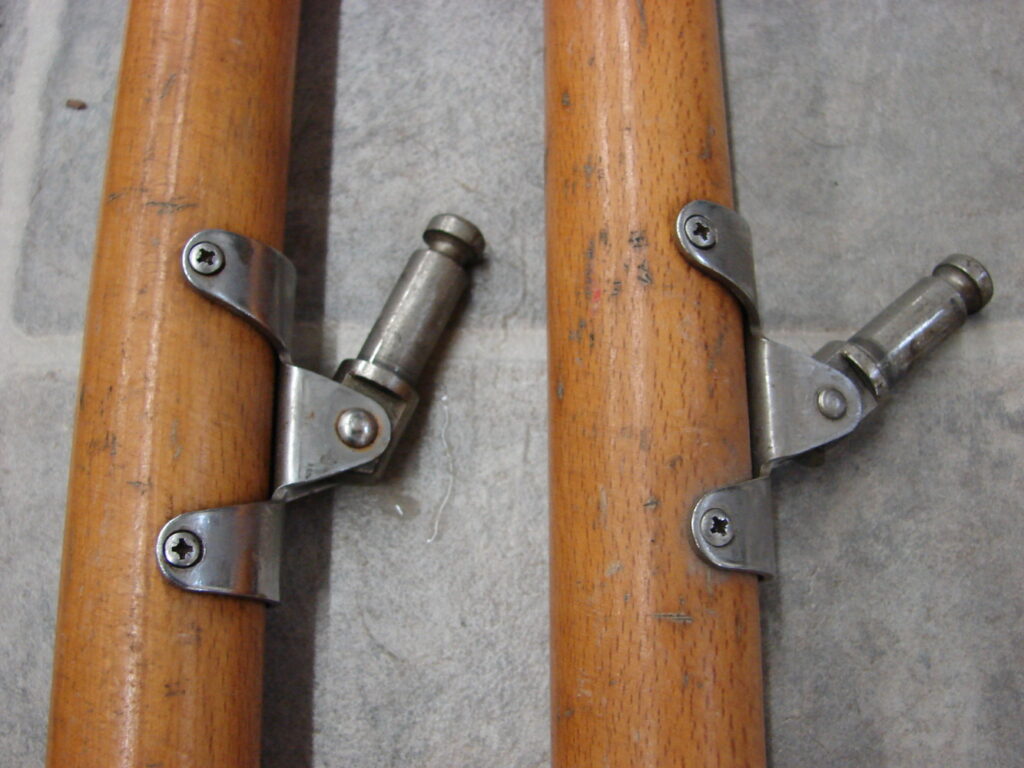 Vintage Wood Boat Oars Paddle Set Collapsible Two Piece Oar Locks