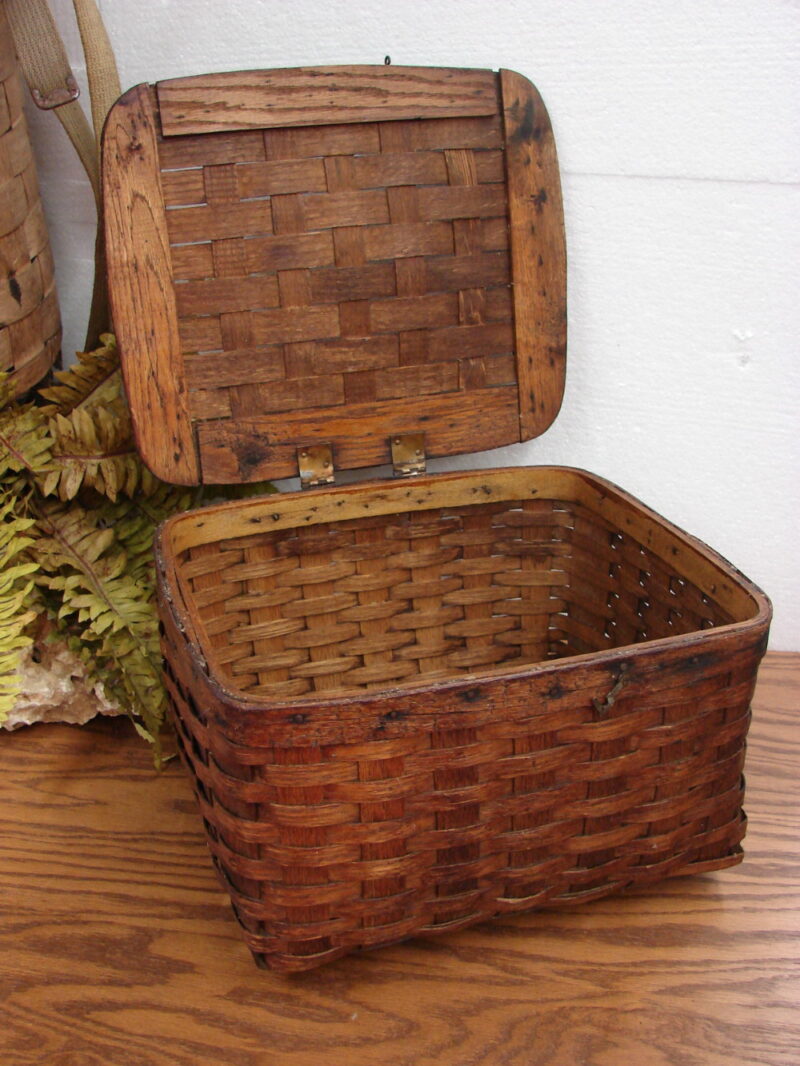 Vintage Antique Split Reed Wood Box w/ Lid Lidded Wooden Reed Basket, Moose-R-Us.Com Log Cabin Decor