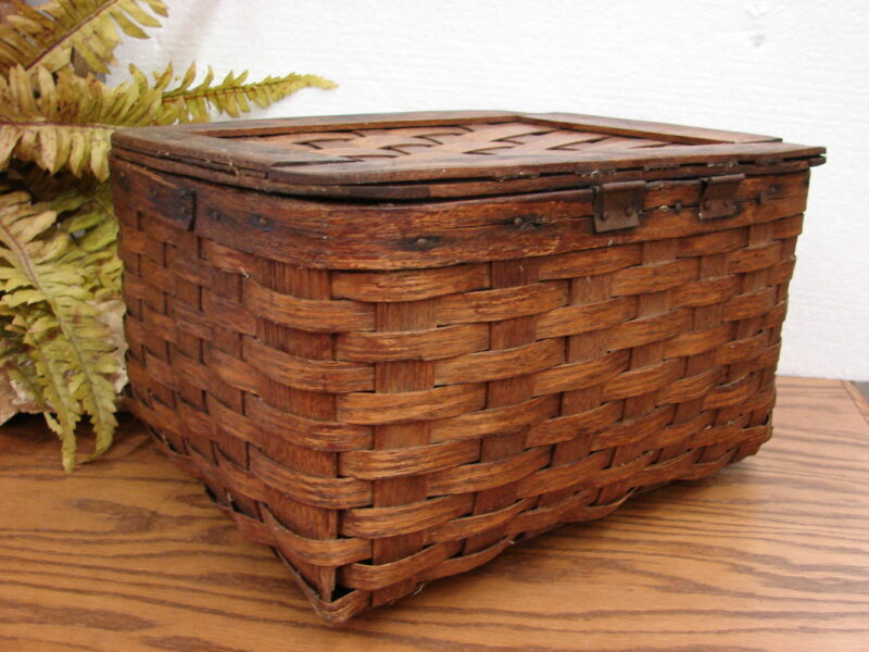 Vintage Antique Split Reed Wood Box w/ Lid Lidded Wooden Reed Basket, Moose-R-Us.Com Log Cabin Decor