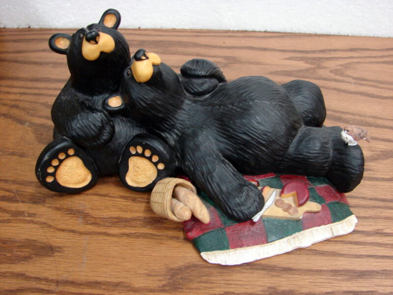 Big Sky Carvers Bearfoots Bears Jeff Fleming Picnic Couple Bear Retired, Moose-R-Us.Com Log Cabin Decor