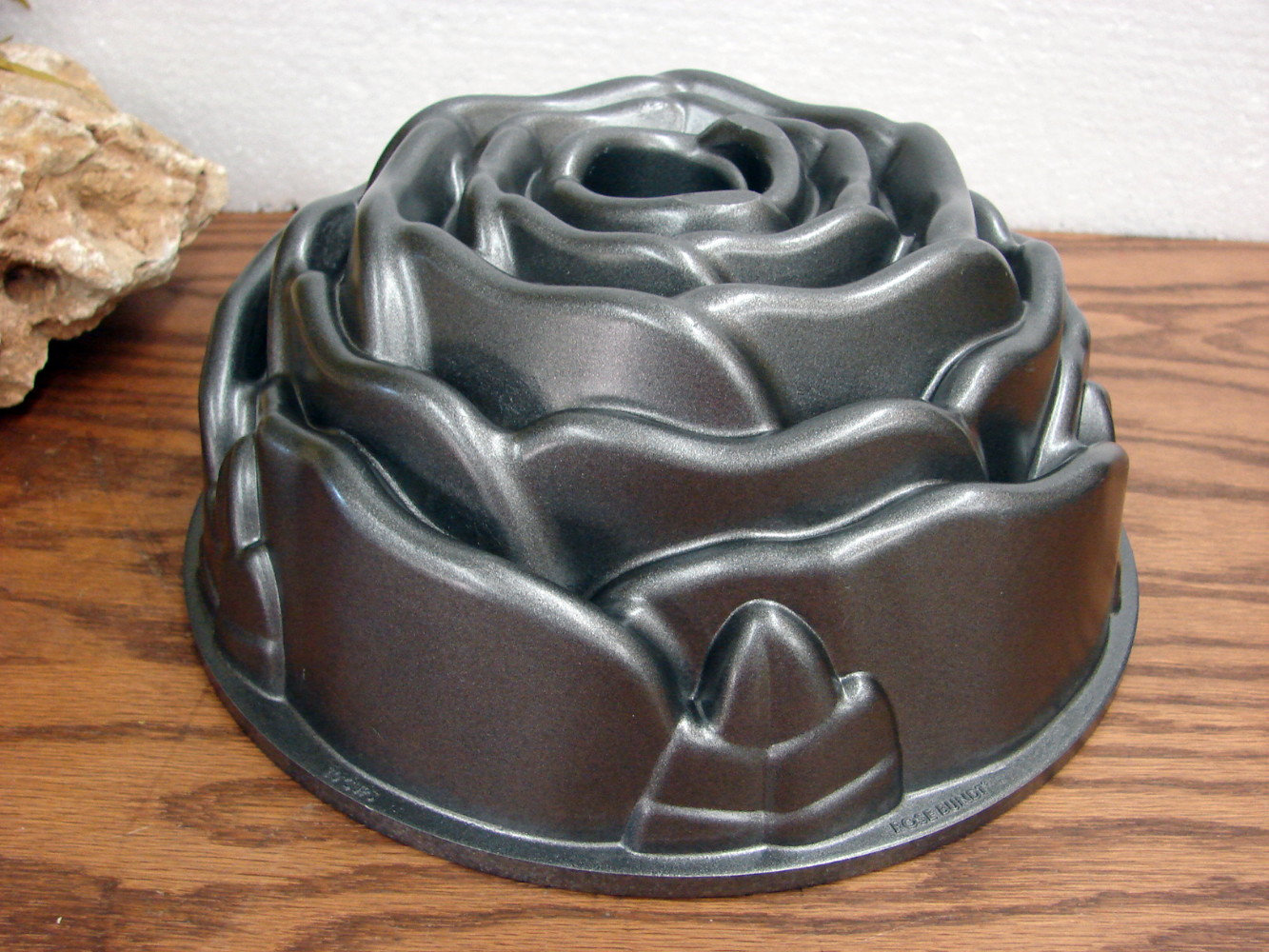 https://www.moose-r-us.com/wp-content/uploads/2022/12/nordicwarerosebundt-1.jpg