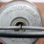 Vintage Anchor Hocking 12 Oz Malted Milk Mixer Hand Powered Complete - Image 6
