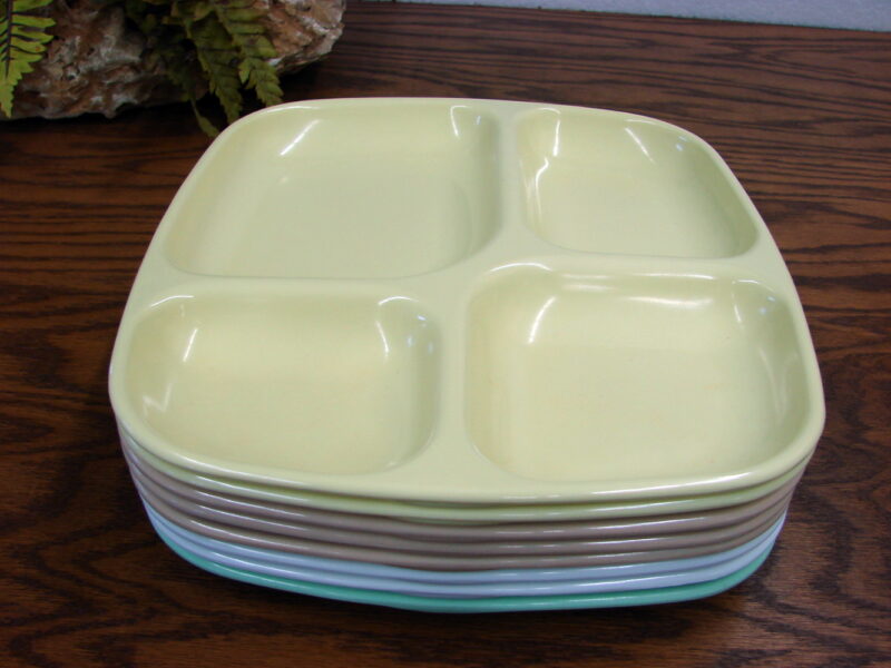 Vintage Heavy Duty Compartment Lunch Food Divided Plate Tray, Moose-R-Us.Com Log Cabin Decor