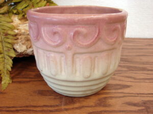 Vintage Unknown Matte Pottery Pastel Planter McCoy Hull Ohio Stoneware