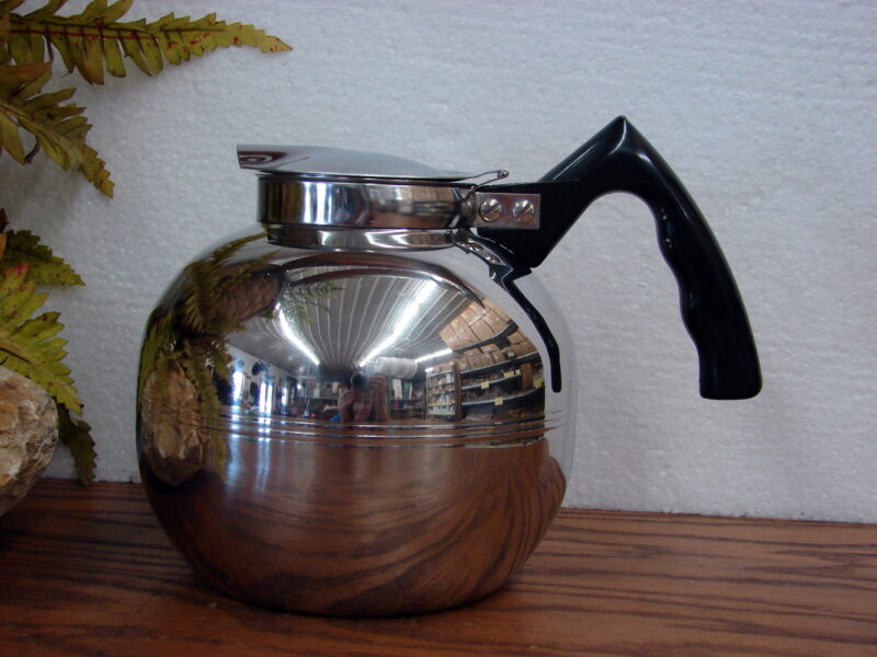 Vintage Retro Round Ball Kettle Tea Coffee Server Nicro Steel 1512B, Moose-R-Us.Com Log Cabin Decor