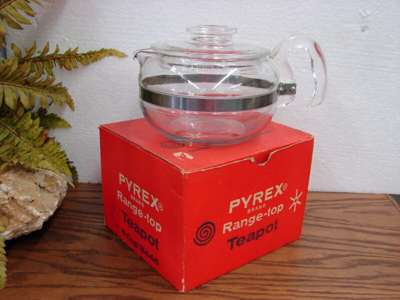 Vintage NIB PYREX 8446 Flameware Glass Stainless 6 Cup Teapot Tea Pot and Lid, Moose-R-Us.Com Log Cabin Decor