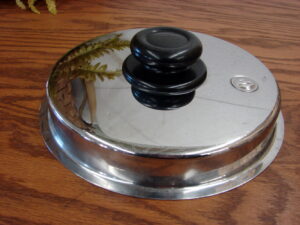 Vintage SaladMaster 8 1/2" Versa Vapo Vapor Vented Replacement Lid Only
