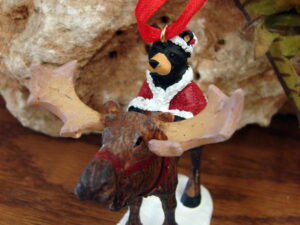 New Big Sky Carvers Bearfoots Bears Jeff Fleming Bear Claus Moose Ornament