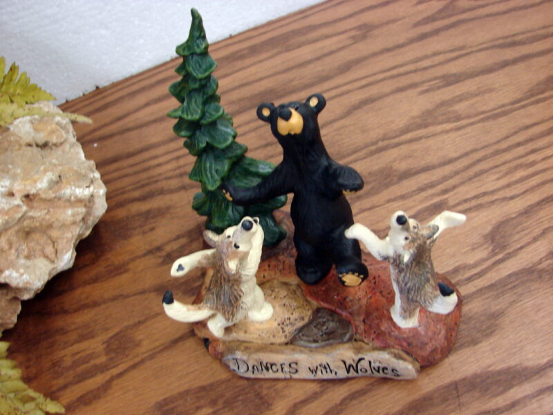 New Big Sky Carvers Bearfoots Bears Jeff Fleming Dances with Wolves Figurine, Moose-R-Us.Com Log Cabin Decor