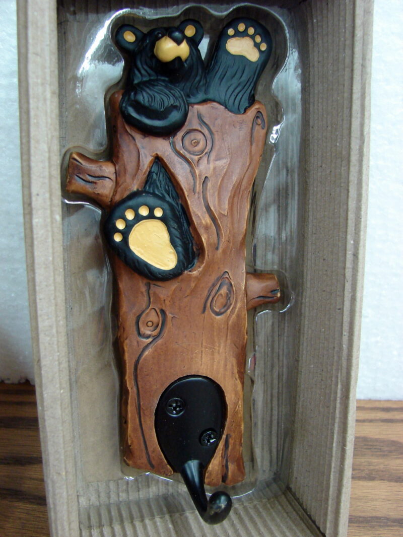 New Big Sky Carvers Bearfoots Bears Jeff Fleming Friendly Bear Single Hook, Moose-R-Us.Com Log Cabin Decor