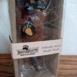 New Big Sky Carvers Bearfoots Bears Jeff Fleming Friendly Bear Single Hook - Image 2