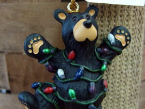 New Big Sky Carvers Bearfoots Bears Jeff Fleming Wrapped in Lights Ornament