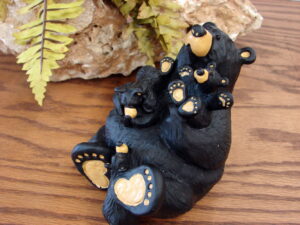 New Big Sky Carvers Bearfoots Bears Jeff Fleming Home Again Bear Hugs