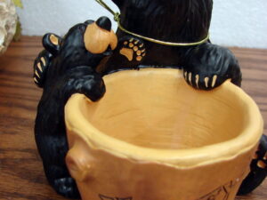 New Big Sky Carvers Bearfoots Bears Jeff Fleming Love Birds Swing Figurine, Moose-R-Us.Com Log Cabin Decor