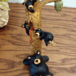 New Big Sky Carvers Bearfoots Bears Jeff Fleming Honey Tree Figurine - Image 2