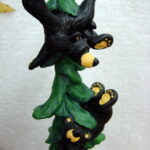 New Big Sky Carvers Bearfoots Bears Jeff Fleming Jumping for Joy Tree Figurine - Image 2