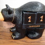 New Big Sky Carvers Bearfoots Bears Jeff Fleming Looking Forward Perpetual Calendar