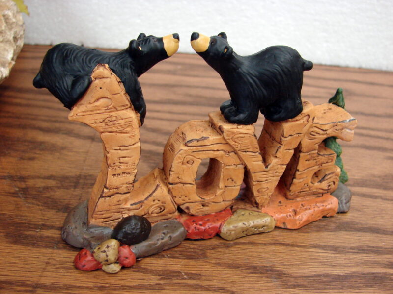 New Big Sky Carvers Bearfoots Bears Jeff Fleming Love Bear Word Letters, Moose-R-Us.Com Log Cabin Decor