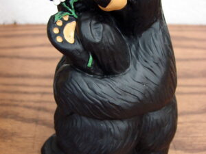 New Big Sky Carvers Bearfoots Bears Jeff Fleming Summers Love Bear Figurine