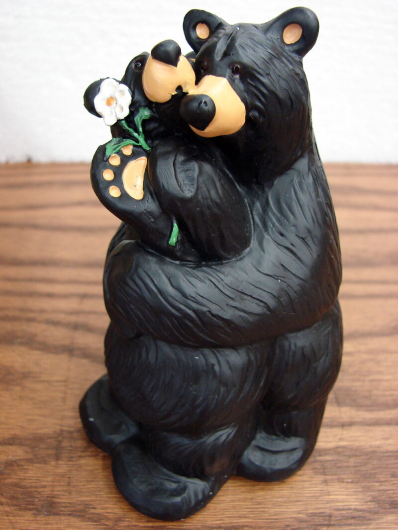 New Big Sky Carvers Bearfoots Bears Jeff Fleming Summers Love Bear Figurine, Moose-R-Us.Com Log Cabin Decor