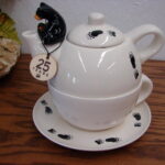 New Big Sky Carvers Bearfoots Bears Jeff Fleming Bear Tea For One