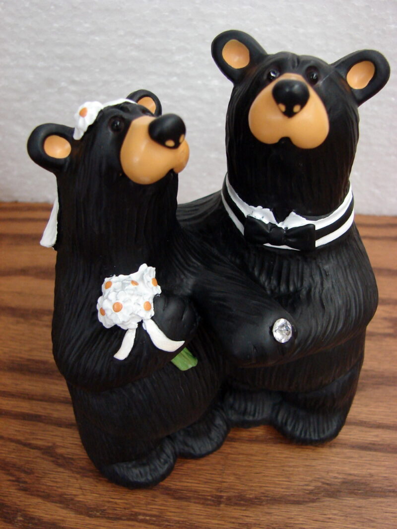 New Big Sky Carvers Bearfoots Bears Jeff Fleming Wedding Couple Bear Figurine, Moose-R-Us.Com Log Cabin Decor