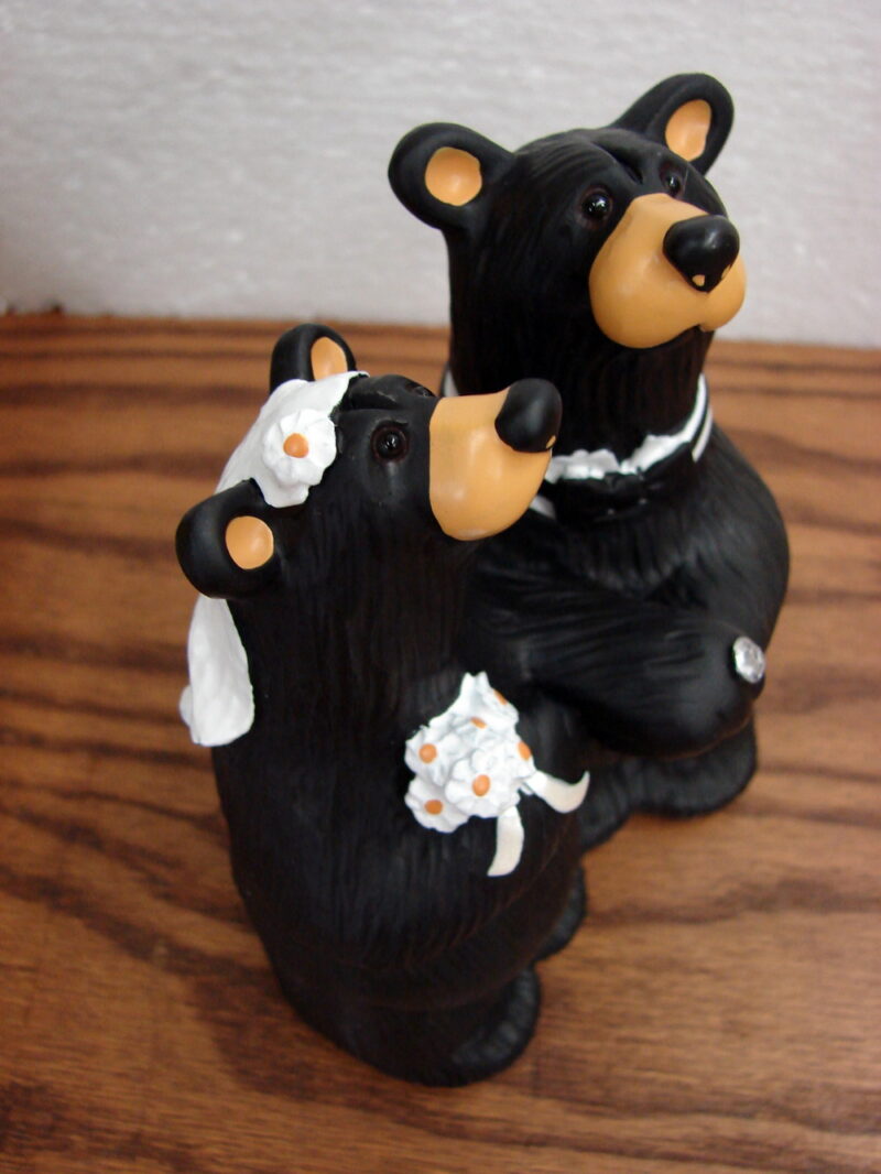 New Big Sky Carvers Bearfoots Bears Jeff Fleming Wedding Couple Bear Figurine, Moose-R-Us.Com Log Cabin Decor