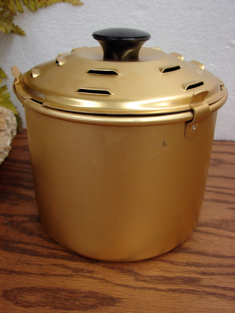 Rival Crock Pot Bread and Cake Bake Baking Tin Insert Log Cabin Decor