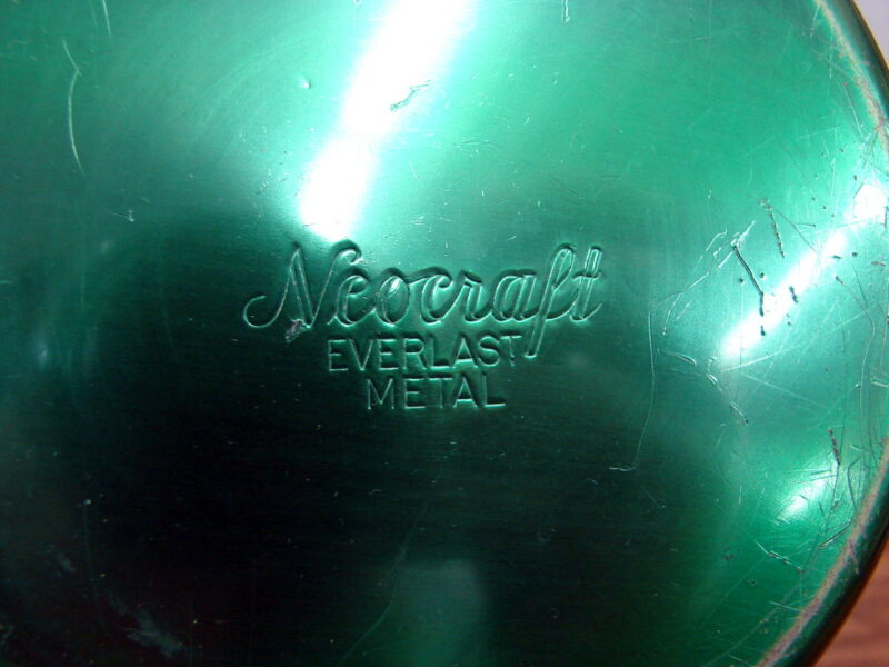 Vintage Tin Metal Everlast Neocraft Green Apple Ice Bucket Complete MCM, Moose-R-Us.Com Log Cabin Decor