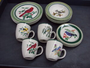 National Wildlife Federation Backyard Songbird Dinner Wear Set Service for 4