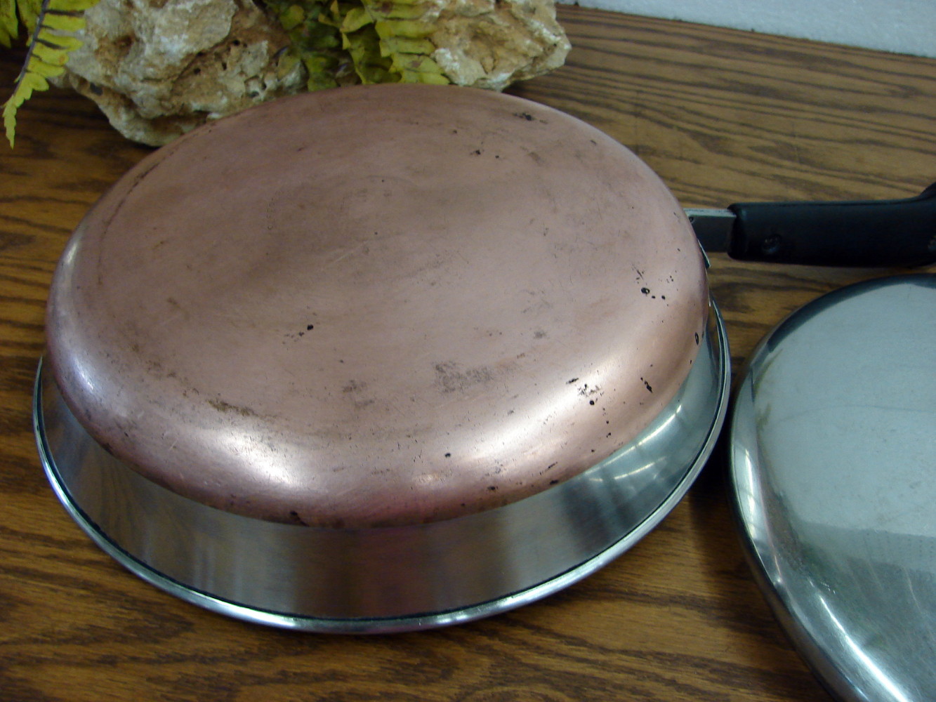 Vintage Copper Bottom Revere Ware 10" Skillet Frying Pan w/ Lid Chicken Fryer - Image 9