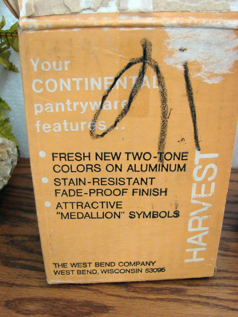 Vintage Tin West Bend Harvest Gold Range Set Salt Pepper Shaker Grease Jar NIB, Moose-R-Us.Com Log Cabin Decor