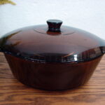 Vintage Anchor Hocking Fire King Amber Brown 3 Qt Casserole w/ Lid 439