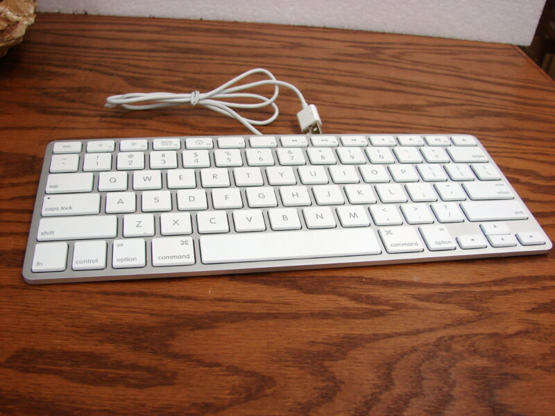 Smallest Compact USB Wired Apple Mac Keyboard Model A1242, Moose-R-Us.Com Log Cabin Decor