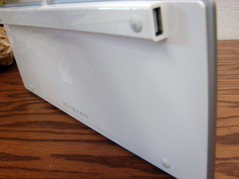 Smallest Compact USB Wired Apple Mac Keyboard Model A1242, Moose-R-Us.Com Log Cabin Decor