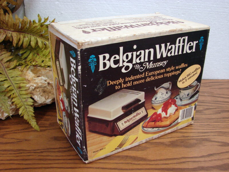 Vintage Belgian Waffler by Munsey Electric Waffle Maker w/ Box Instructions, Moose-R-Us.Com Log Cabin Decor