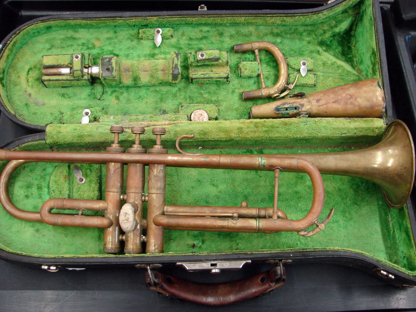 Antique 1920's Buescher True Tone 9 Trumpet w/ Case and Accessories