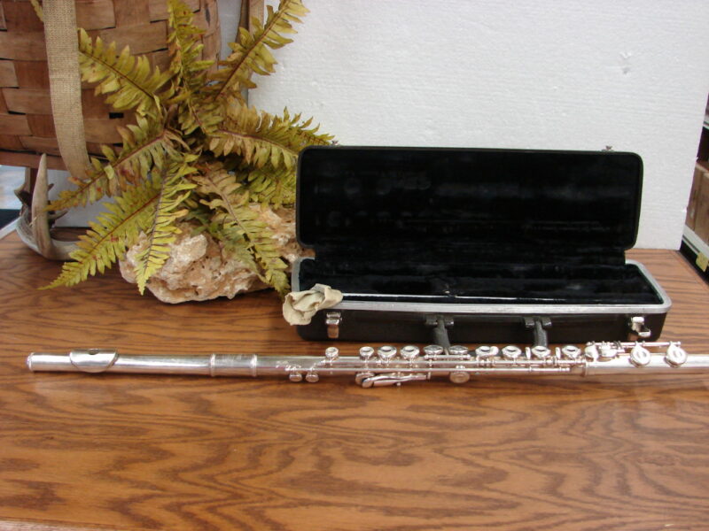 Bundy Selmer Flute w/ Cleaning Rod Case Nice #445011, Moose-R-Us.Com Log Cabin Decor