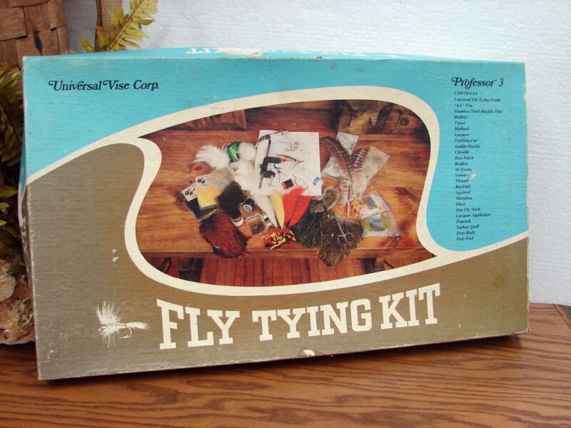 Vintage Universal Vise Corp Fly Tying Kit Professor 3, Moose-R-Us.Com Log Cabin Decor