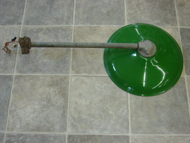 Vintage Green Enamel Porcelain Wall Mount Industrial Barn Cabin Outdoor Light, Moose-R-Us.Com Log Cabin Decor