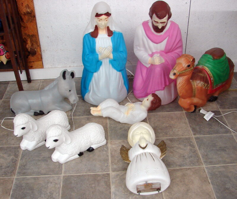 Vintage Large Blow Mold Empire Nativity Mary Joseph Jesus Angel, Moose-R-Us.Com Log Cabin Decor