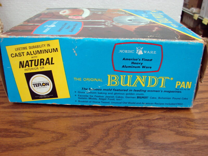 Scandinavian Nordic Ware Northland Heavy Duty Aluminum Bundt Pan w/ Box Recipes, Moose-R-Us.Com Log Cabin Decor