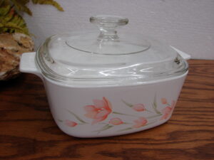 Vintage Corning Ware USA Peach Floral Oven Microwave Kitchen Accessories