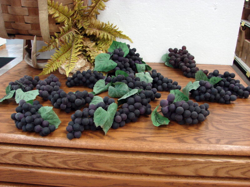 Realistic Rubber Faux Purple Grape Bunch Wine Vine Kitchen Wedding Decor, Moose-R-Us.Com Log Cabin Decor