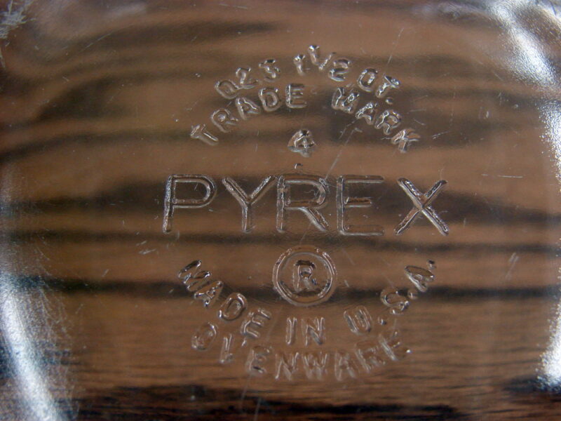 Vintage PYREX 023 1 1/2 Qt Clear Glass Round Casserole with Lid, Moose-R-Us.Com Log Cabin Decor